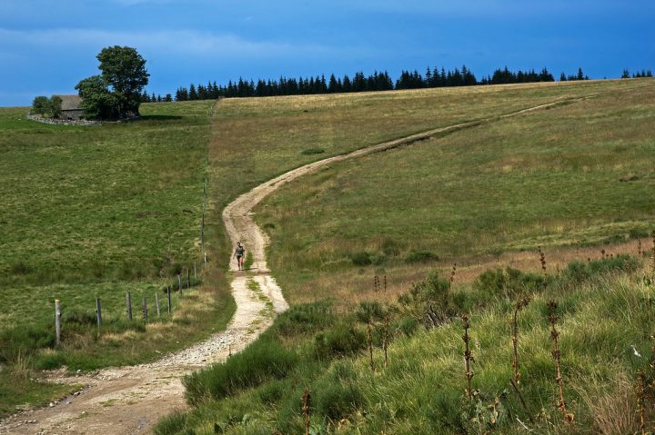 France – Sur Les Chemins De Compostelle – (Du Puy-En-Velay serapportantà Chemin De Compostelle Puy En Velay