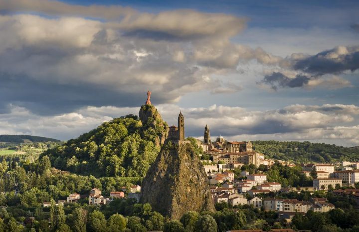 Le Chemin De Saint Jacques En Vtt : Du Puy En Velay Aux tout Chemin De Compostelle Le Puy