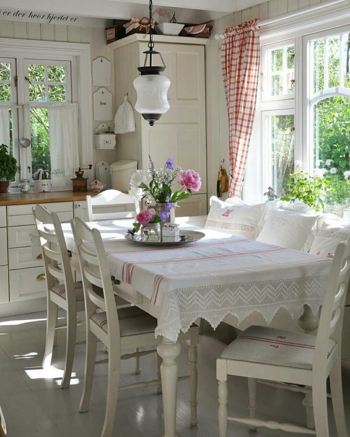 Maison De Campagne ! | Ã La Campagne En 2019 | Pinterest intérieur Rideaux Cuisine Campagne Chic