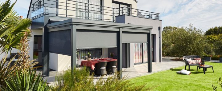 Pergola Adossée En Aluminium Sur Mesure – Véranda Gustave intérieur Veranda Rideau Pergola