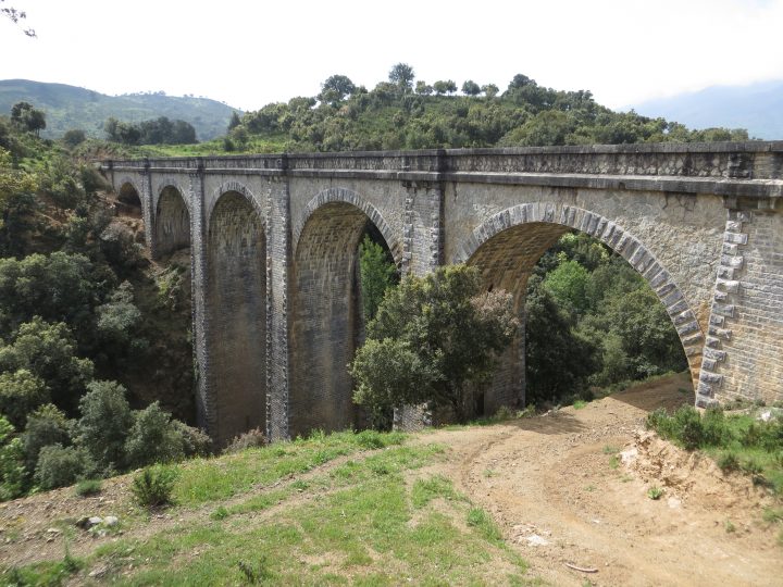 Pont Ferroviaire · Médiathèque Culturelle De La Corse Et pour Chemin De Fer Corse