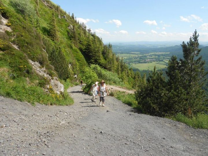 Randonnée Pédestre St Bonnet Prés Riom / Le Puy De Dôme à Chemin De Randonnée Puy De Dome