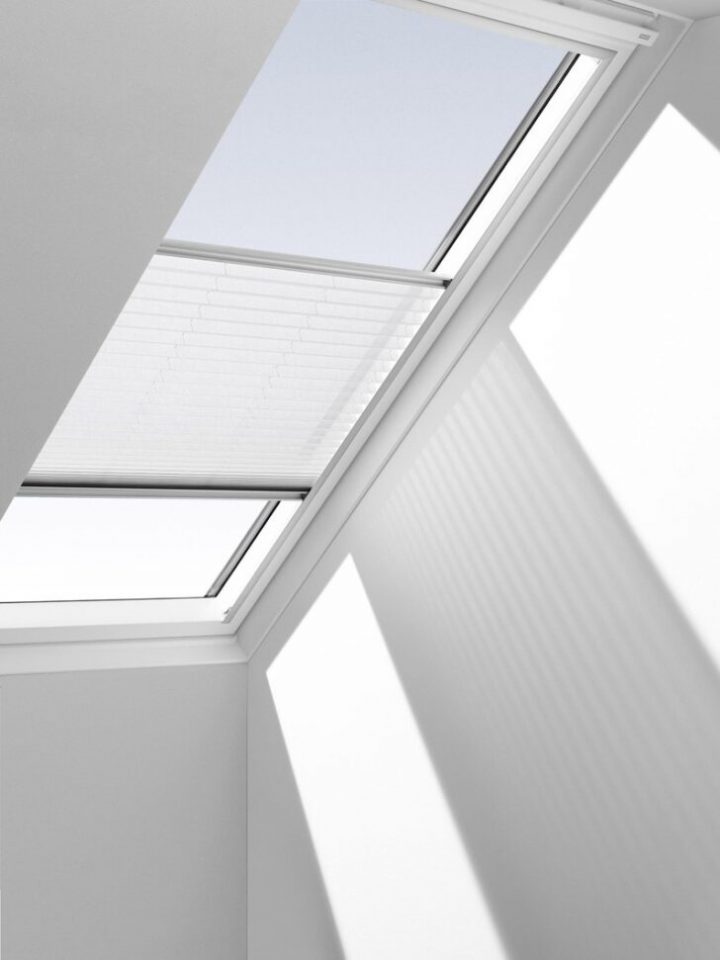 Rideau Velux Castorama Occultant Pour Solaire Store Leroy serapportantà Rideau Occultant Velux