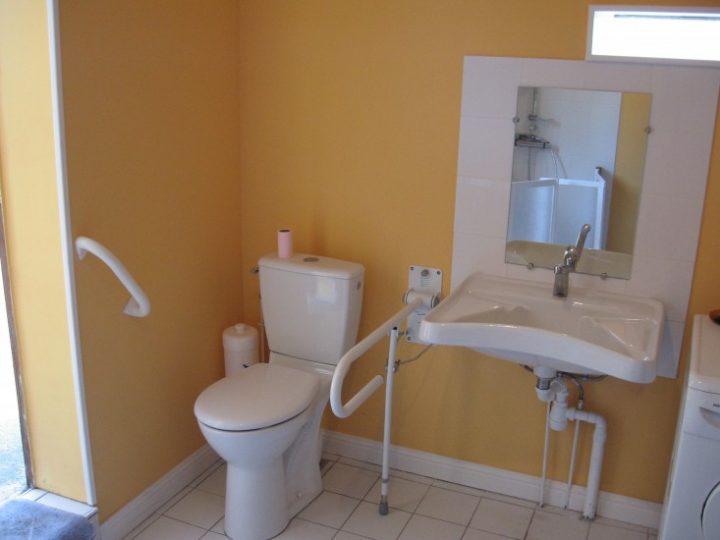 Sûr Habitat Vous Êtes Un Professionnel Wc Handicapé concernant Norme Toilette Handicapé