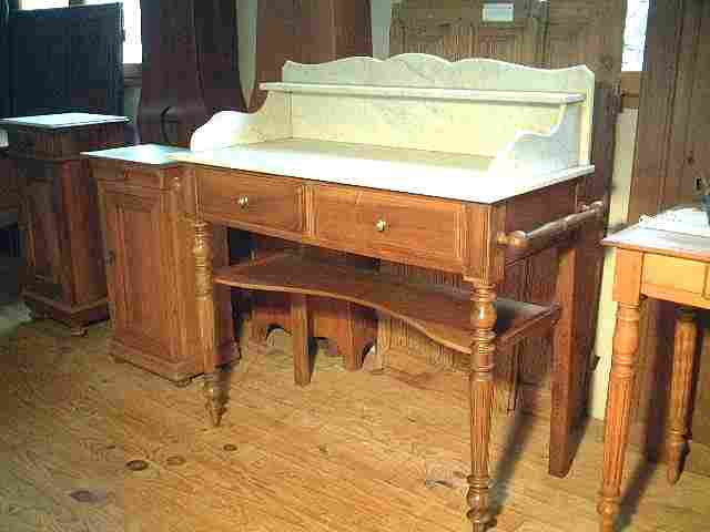 Table Toilette En Noyer, Dessus Marbre Blanc. Antiquites avec Dessus De Toilette