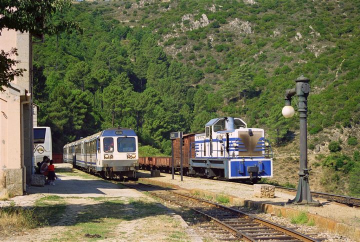 U Trinighellu, Le Petit Train En Corse – Cityzeum intérieur Chemin De Fer Corse