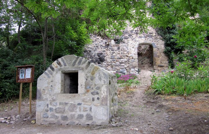 Via Arverna | Chemin De Saint-Jacques-De-Compostelle encequiconcerne Chemin De Vie 6 Compatibilité