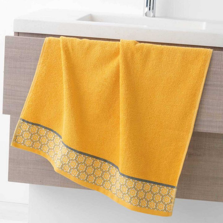 Drap De Douche En Eponge Unie Avec Liteau Jacquard serapportantà Eponge Douche