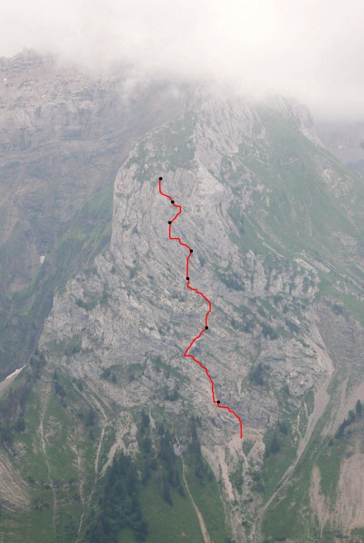 La Tournette : Piou Piou Dans L'Éperon Varo – Camptocamp destiné Le Piou Annecy