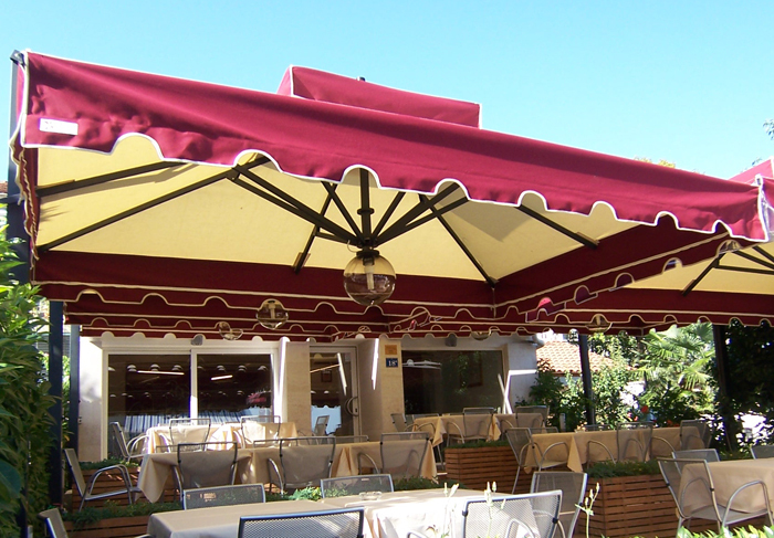 Parasols De Jardin Pour Terrasses De Jardin Et Chr Par Le intérieur Parasol Geant Deporte