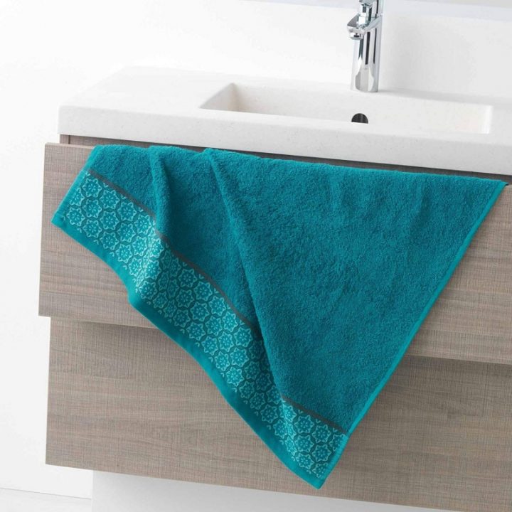 Serviette De Douche Éponge Jacquard – L 70 X L 130 Cm destiné Eponge Douche