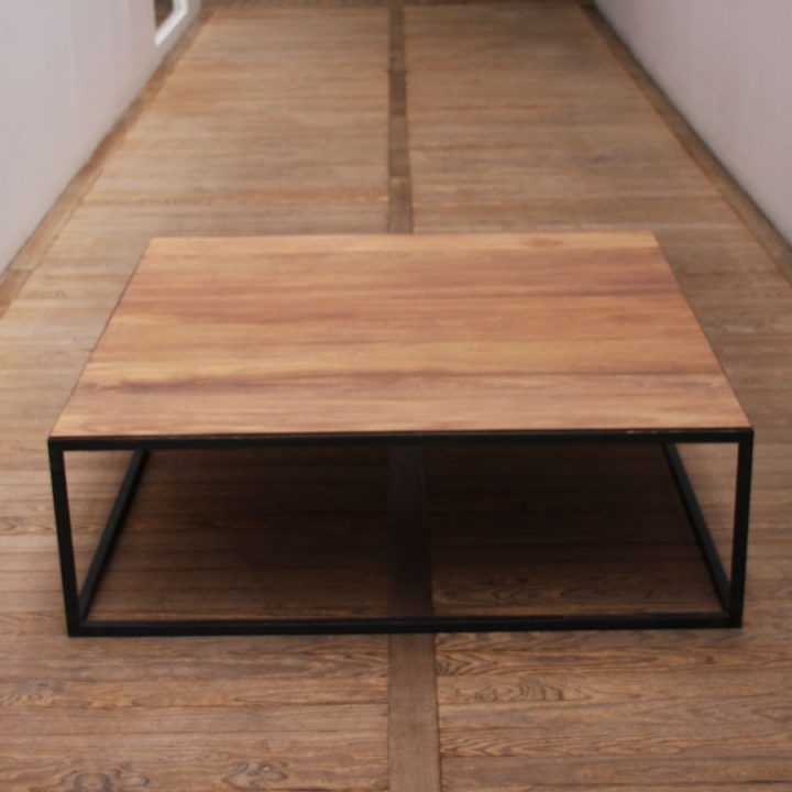 Table Basse Industrielle Carrée – Mobilier Design destiné Table Carrée 140X140 Industrielle