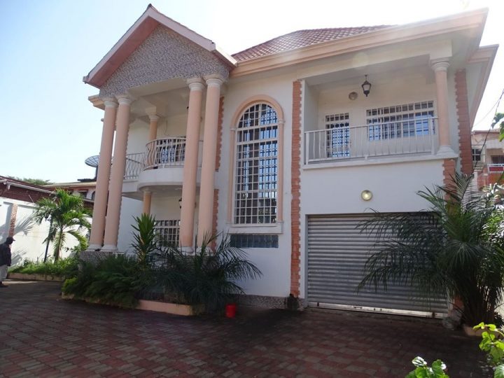 Vente Duplex Conakry Lambanyi dedans Vente De Meubles À Conakry