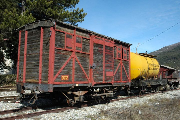 Forum-Train.fr • Afficher Le Sujet – Chemins De Fer De serapportantà Le Chemin De Fer Engage