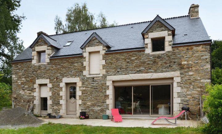 La Rénovation Totale D'Une Ancienne Maison En Pierre dedans Rénover Une Cheminée En Pierre