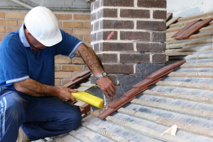 L'Étanchéité De La Cheminée : Détection Des Fuites Et concernant Combien Coute Ramonage Cheminée