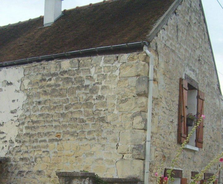 Renover Une Maison En Pierres à Rénover Une Cheminée En Pierre