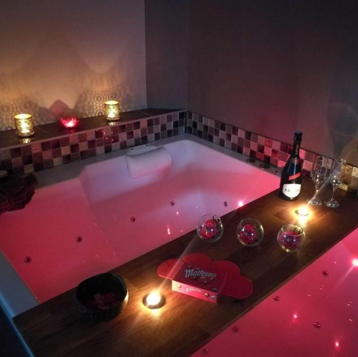 Chambre Avec Jacuzzi – Week End À Deux encequiconcerne Le Bonzen Durbuy