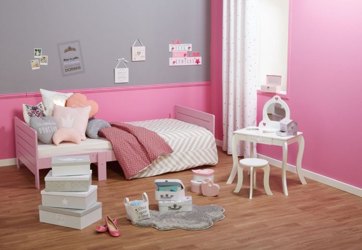 Chambre Enfant Style Princesse → Centrakor | Chambre Fille destiné Rideau Fil Centrakor