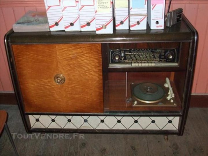 meuble radio tourne disque année 60 prix