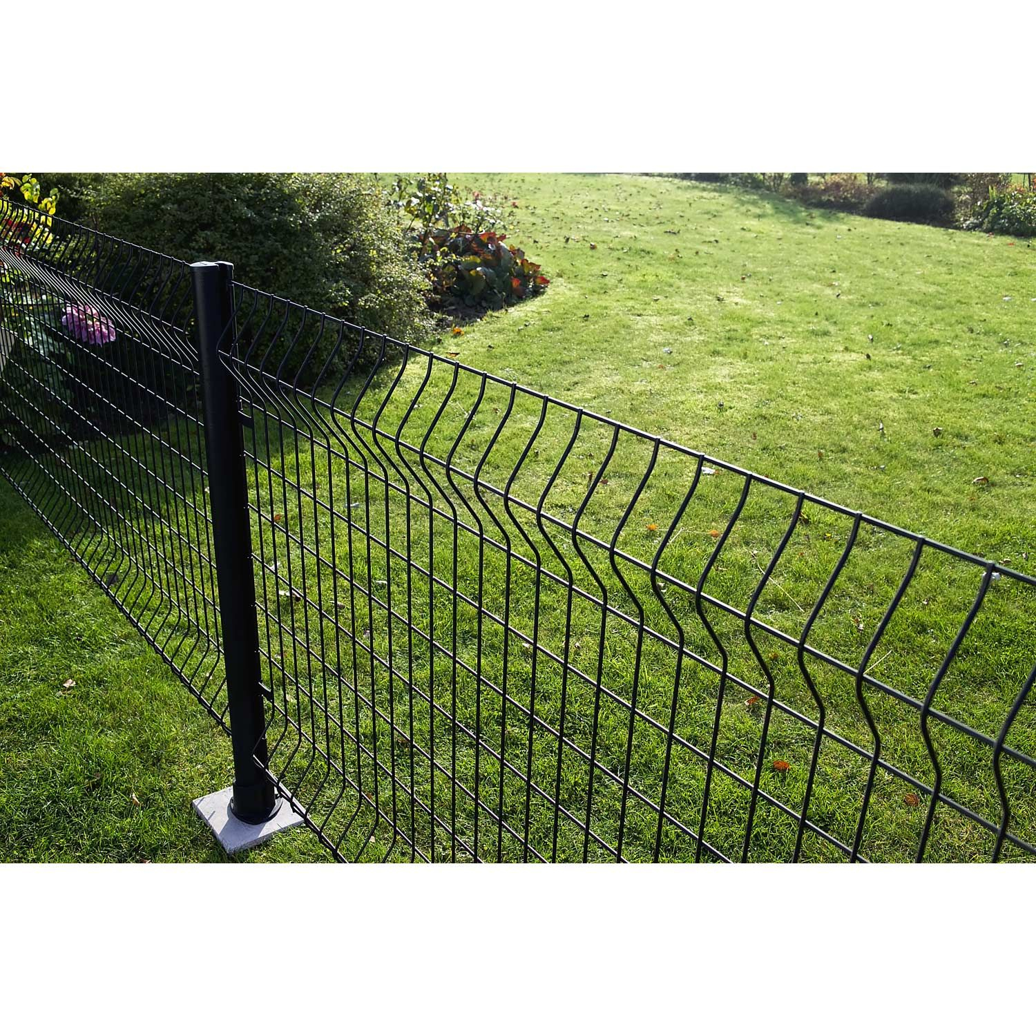 Panneau Grillagé Noir H.1.43 X L.2 M, Maille H.100 X L.55 Mm encequiconcerne Panneau Grillage Rigide Leroy Merlin