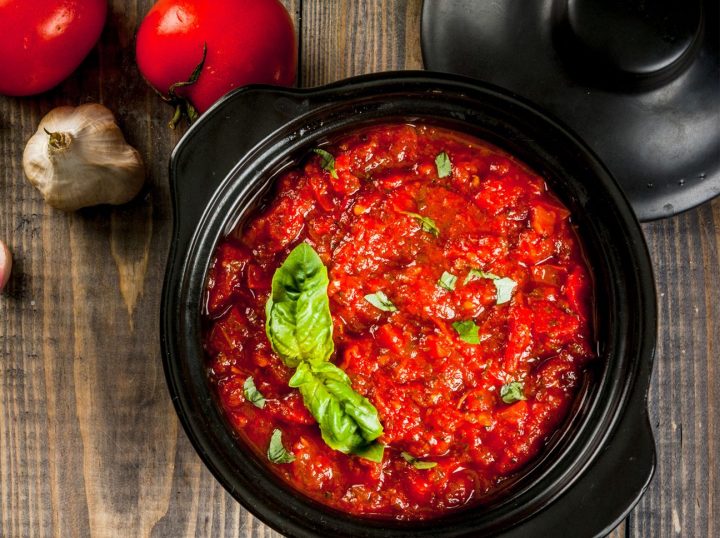 italienische tomatensoße mit passierte tomaten