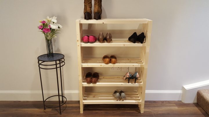 meuble pour chaussures en bois