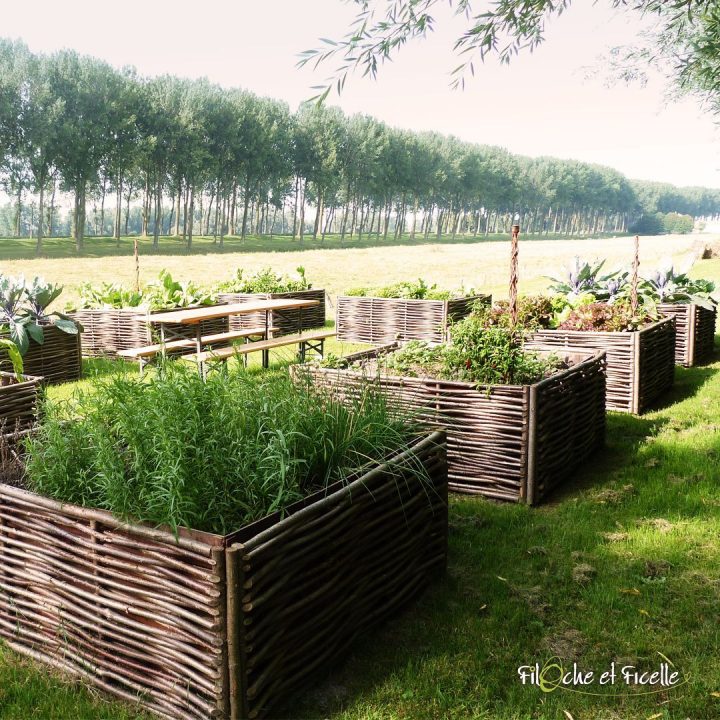 Habillez Votre Jardin Avec Nos Carrés Potagers En encequiconcerne Carré Potager Noisetier Tressé