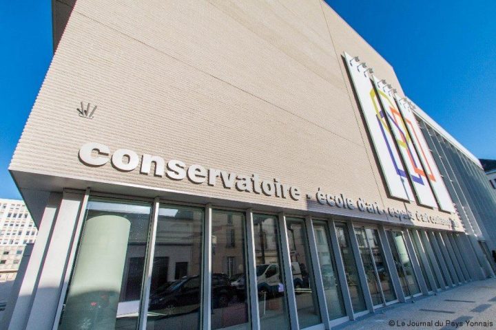 La Roche-Sur-Yon : Reprise Des Cours Pour Le Conservatoire dedans Véranda Bioclimatique La Roche-Sur-Yon