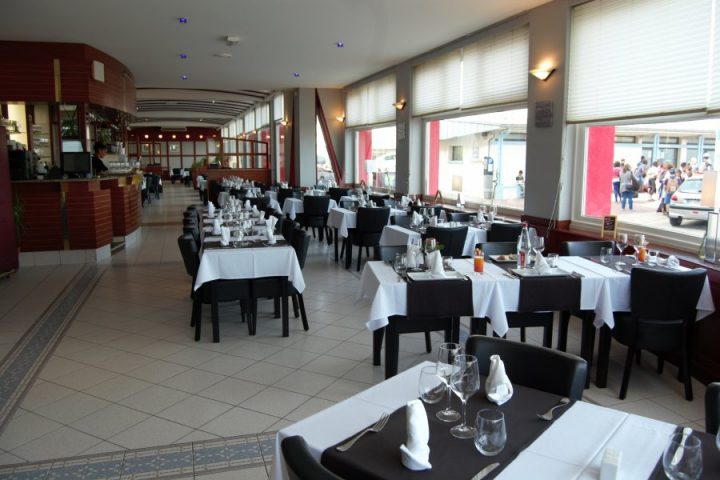 Le Homard Gourmand/Hôtel La Terrasse – Hôtel – Fort-Mahon destiné Chambre Hote Fort Mahon