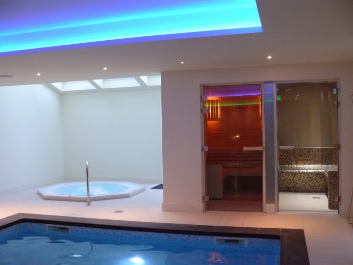 Unique Hotel Luxe Lille Avec Jacuzzi | Hotel, Unique concernant Hotels Avec Jacuzzi Lorraine