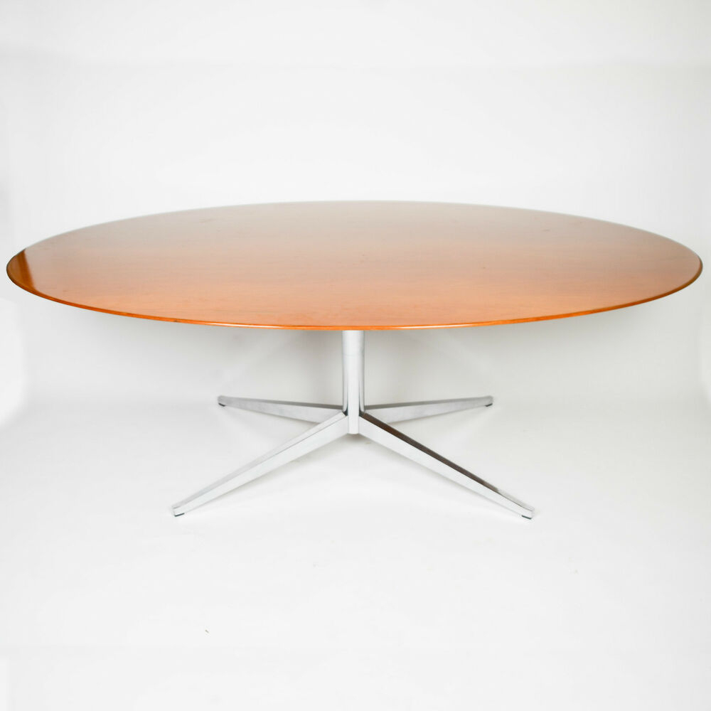 Vintage Florence Knoll 78 Inch Conference / Dining Table destiné Table Florence Knoll Roche Bobois