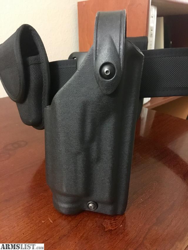 safariland glock 17 holster with streamlight tlr-1