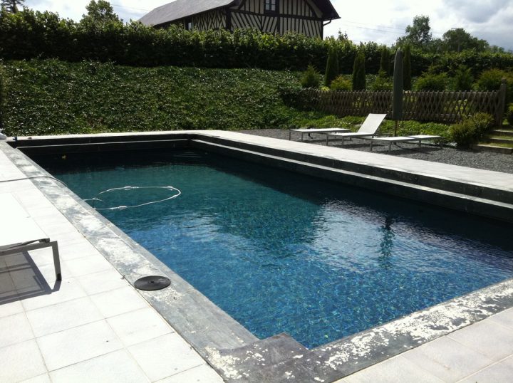 Construction De Piscine Dans Le Calvados À Deauville serapportantà Liner Gris Et Volet Securite Gris Quen Pensez Vous