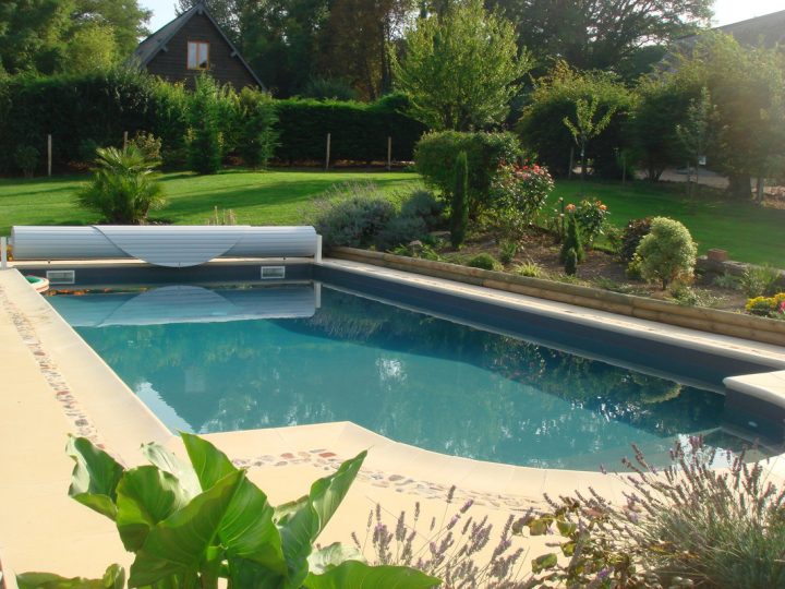 Construction De Piscine Dans Le Calvados À Deauville tout Liner Gris Et Volet Securite Gris Quen Pensez Vous