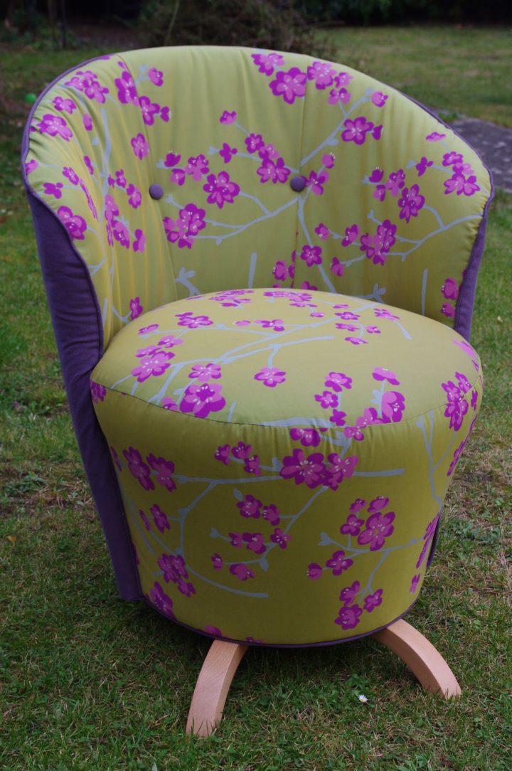 Fauteuil Fleurs De Cerisier – L'Abracadabroc serapportantà Eurodif Fauteuil