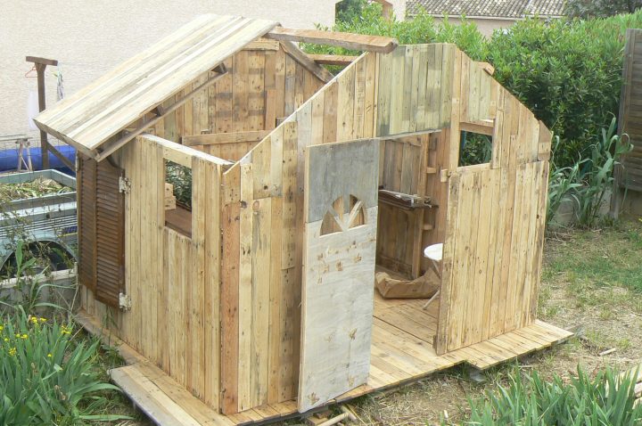 Plan Cabane En Palette Facile – Jardin Piscine Et Cabane tout Plan De Cabane Wc