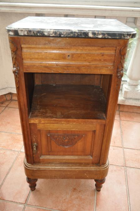 Troc Echange Table De Chevet Ancienne Dessus Marbre Sur dedans Table De Nuit Le Bon Coin