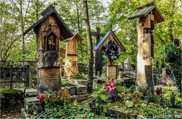 Visite Du Vieux Cimetière De Zakopane, Un Lieu Étonnant En dedans Zakopane  Que Faire