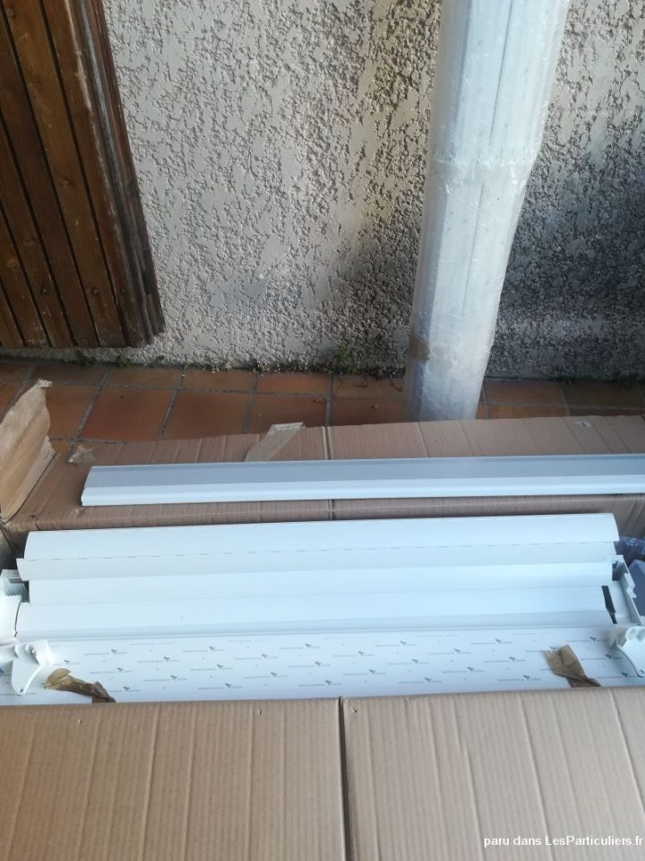 Volet Roulant Motorisé Blanc En Aluminium Maison Et Jardin avec Rideau Coulissant Rehau