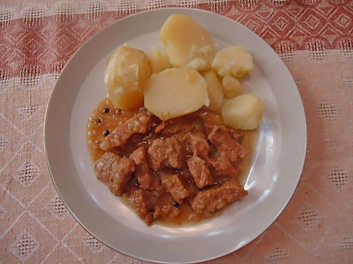 westfälischer pfefferpotthast mit kartoffeln