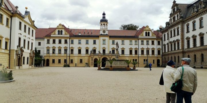 schloss thurn und taxis hochzeit