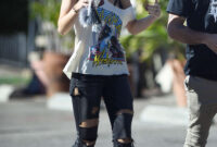 bella thorne jeans ripped