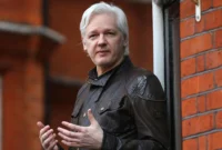 julian assange extradition date