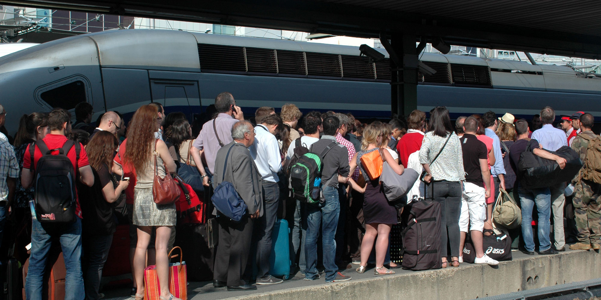 Grève du 22 mars : SNCF, RATP, école... Le point sur les perturbations