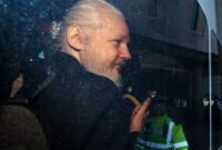 julian assange who is he