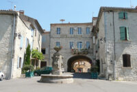 mairie de barjac gard