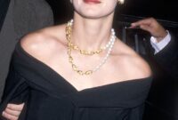 photos of demi moore with short hair