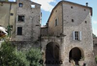 beaux villages autour de barjac