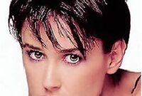 demi moore young short hair